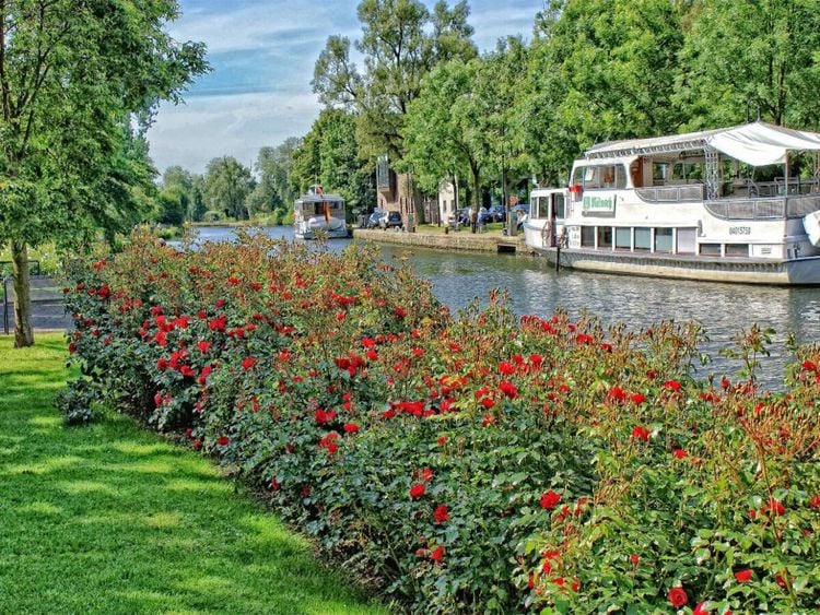 Produktbild: CALVENDO Puzzle Mit der Wei&szlig;en Flotte auf der Ruhr | 1000 Teile Lege-Gr&ouml;&szlig;e 64x48cm Foto-Puzzle f&uuml;r gl&uuml;ckliche Stunden
