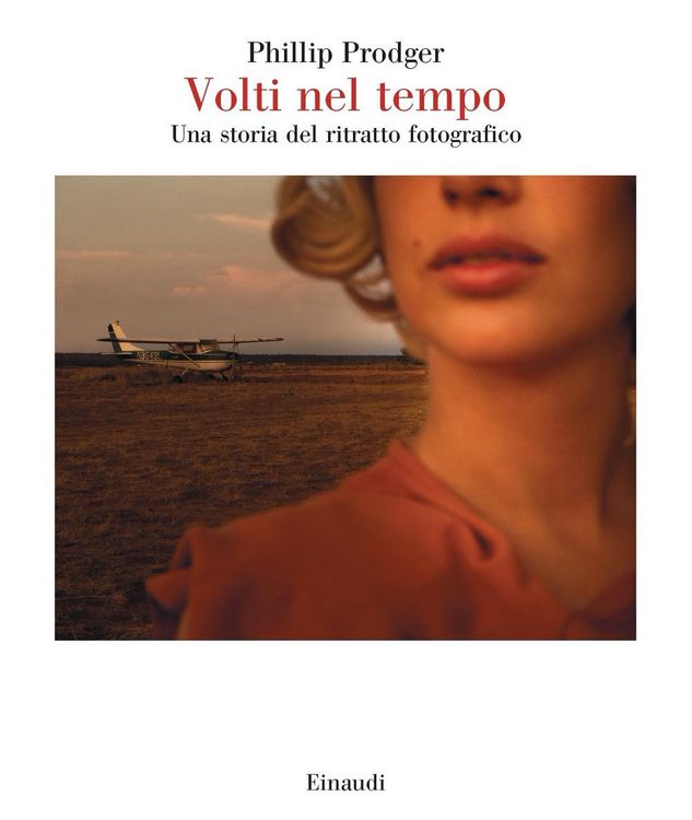 Produktbild: Volti nel tempo. Una storia del ritratto fotografico