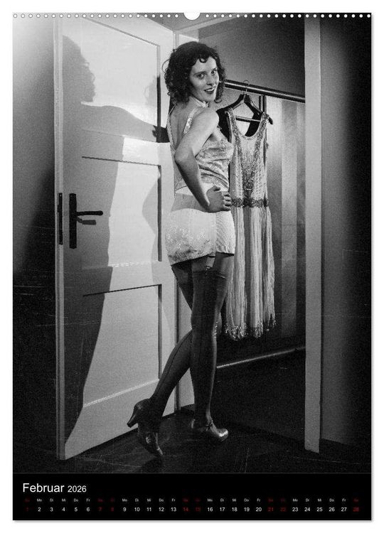 Produktbild: Nylons und Zigaretten (Wandkalender 2026 DIN A2 hoch), CALVENDO Monatskalender