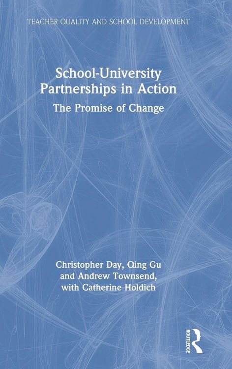 Produktbild: School-University Partnerships in Action