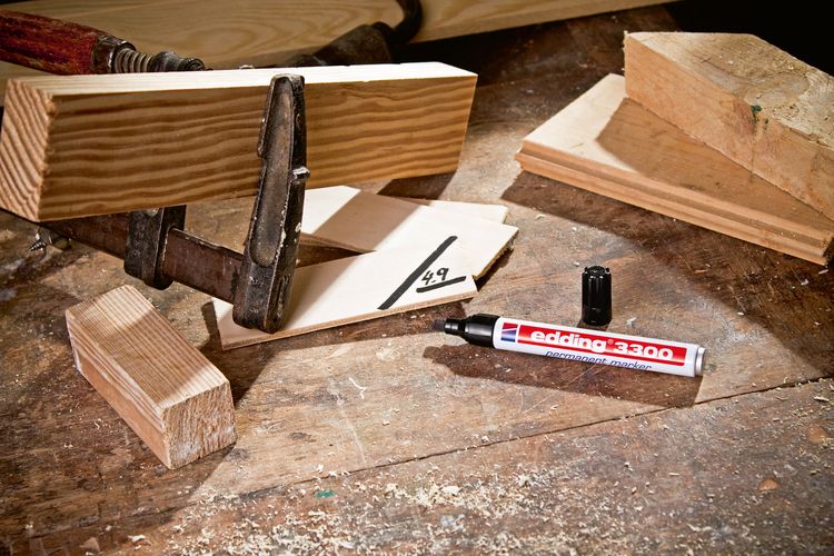 Produktbild: EDDING&reg; Permanent Marker 3300, rot