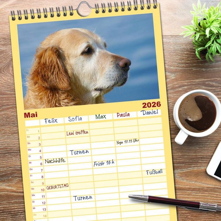 Produktbild: Familienplaner 2026 - Golden Retriever Power mit 5 Spalten (Wandkalender, 21 x 45 cm) CALVENDO