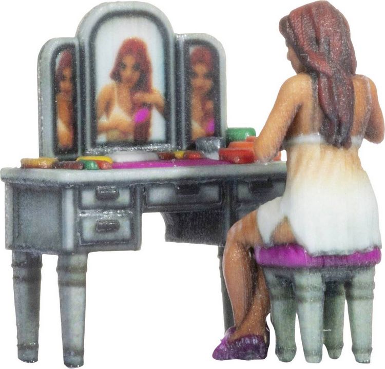 Produktbild: NOCH H0 Frau am Schminktisch Bemalt, Sitzend