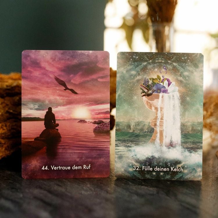 Produktbild: Intuitive Whispers Orakel - 44 Karten mit Booklet - Inspirationskarten