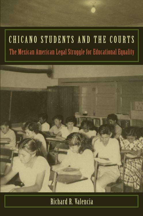 Produktbild: Chicano Students and the Courts