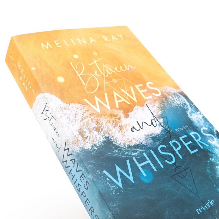 Produktbild: Between Waves and Whispers