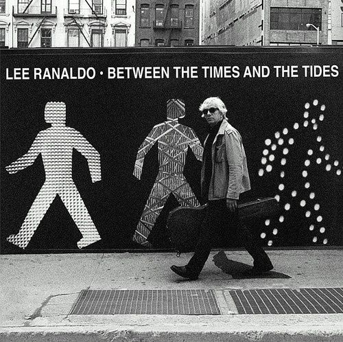 Produktbild: Between The Times And The Tides