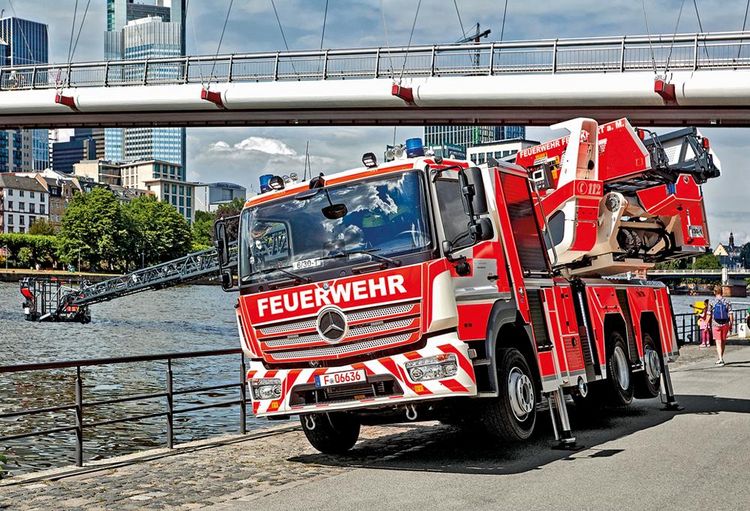 Produktbild: Feuerwehrfahrzeuge Mercedes-Benz nach 1945
