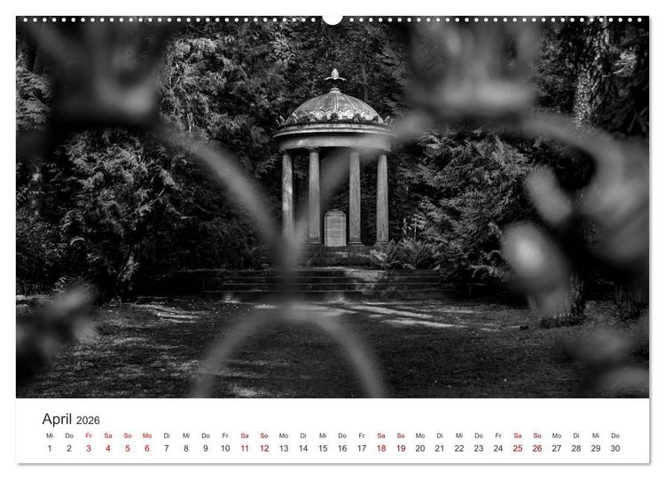 Produktbild: Wachgek&uuml;sst - Vom Zauber der Vergangenheit - S&uuml;dwestkirchhof Stahnsdorf (Wandkalender 2026 DIN A2 quer), CALVENDO Monatskalender