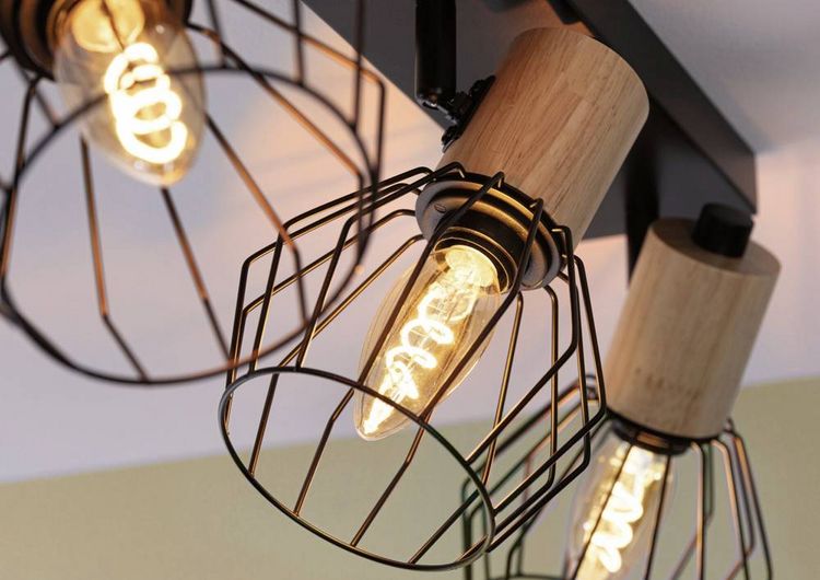 Produktbild: Paulmann 28951 LED E14 Kerzenform 4W Gold (&Oslash; x H) 35mm x 98mm 1St.