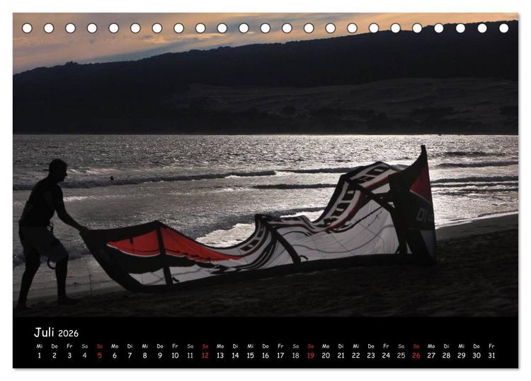 Produktbild: Kitesurfen &ndash; Faszination auf dem Wasser (Tischkalender 2026 DIN A5 quer), CALVENDO Monatskalender