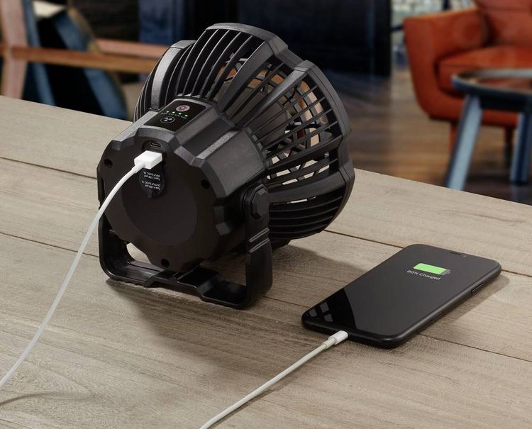 Produktbild: Rechargeable Akku-Ventilator Schwarz mit Fernbedienung, Schwenkbar, mit Beleuchtung