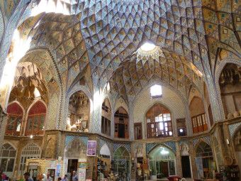Produktbild: CALVENDO Puzzle Basar von Kashan, Iran | 1000 Teile Lege-Gr&ouml;&szlig;e 64x48cm Foto-Puzzle f&uuml;r gl&uuml;ckliche Stunden
