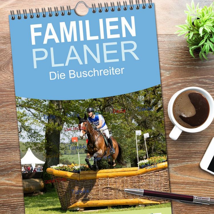 Produktbild: Familienplaner 2026 - Die Buschreiter mit 5 Spalten (Wandkalender, 21 x 45 cm) CALVENDO