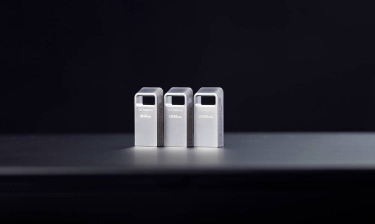 Produktbild: Kingston DataTraveler Micro USB-Stick Retail 256GB Silber DTMC3G2/256GB USB-A (USB 3.2 Gen 1)