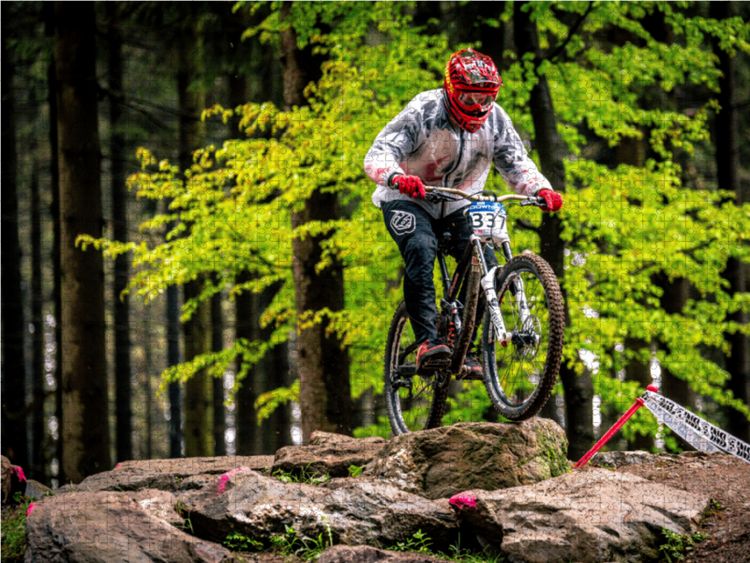 Produktbild: CALVENDO Puzzle Ein Motiv aus dem Kalender MTB Downhill | 1000 Teile Lege-Gr&ouml;&szlig;e 64x48cm Foto-Puzzle f&uuml;r gl&uuml;ckliche Stunden