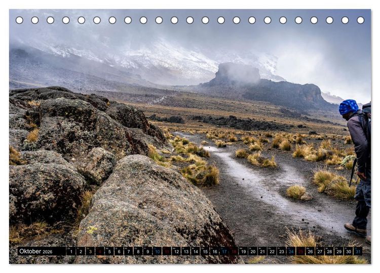 Produktbild: Kilimanjaro - das Dach Afrikas (Tischkalender 2026 DIN A5 quer), CALVENDO Monatskalender