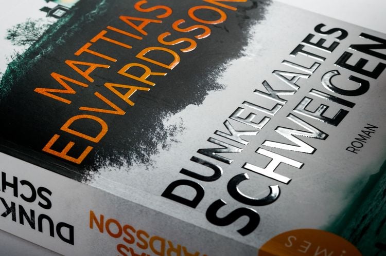 Produktbild: Dunkelkaltes Schweigen