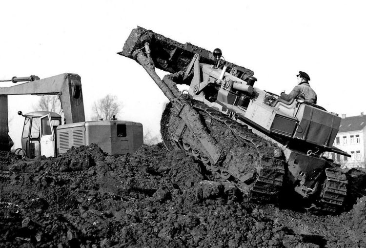 Produktbild: Jahrbuch Baumaschinen 2024