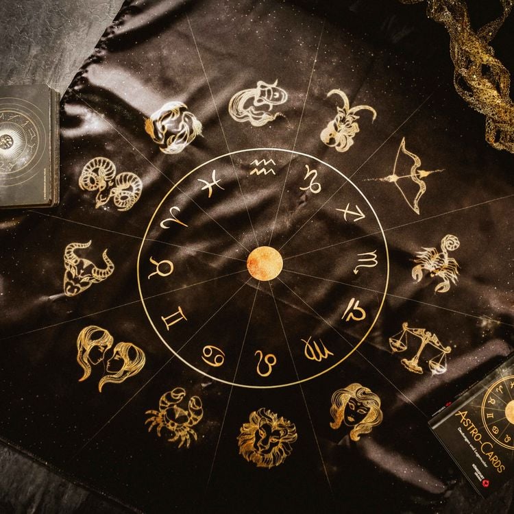 Produktbild: Astro-Cards - Luxury Edition - Box u. Karten mit Goldpr&auml;gung/Goldschnitt, limitierte u. nummerierte Ausgabe