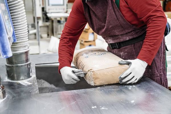 Produktbild: Sicherheitsmesser SECUNORM 610 XDR 610001.02 Typ SECUNORM 610 XDR Breite 27 mm L&auml;nge 158 mm H&ouml;he 76 mm Klingenst&auml;rke 0