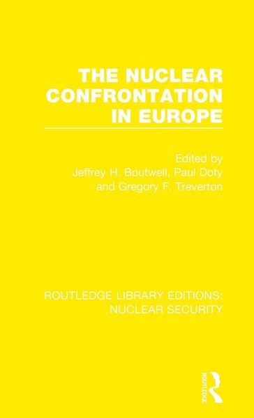 Produktbild: The Nuclear Confrontation in Europe