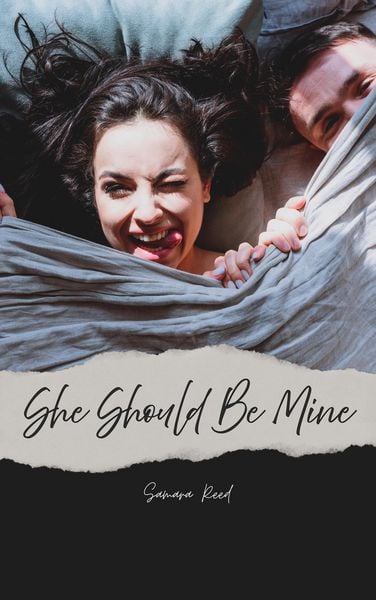 Produktbild: She Should Be Mine (It's Her, #1)