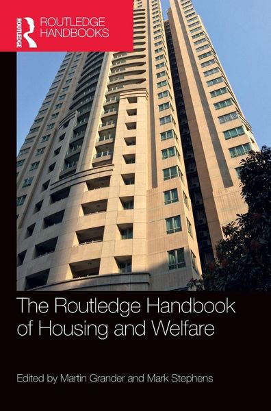 Produktbild: The Routledge Handbook of Housing and Welfare
