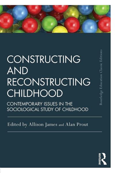 Produktbild: Constructing and Reconstructing Childhood