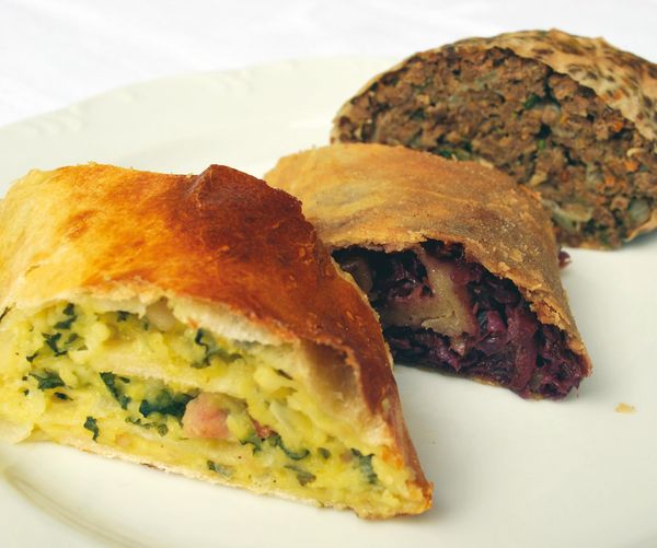 Produktbild: &Ouml;sterreichische B&auml;uerinnen backen Strudel