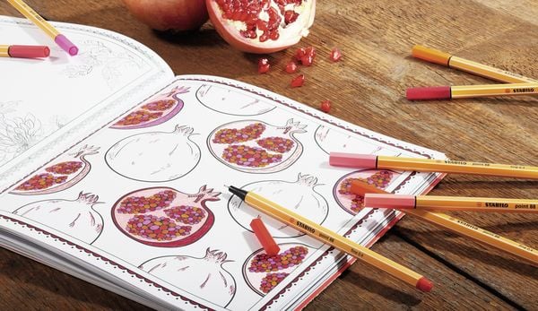 Produktbild: STABILO Fineliner - point 88 - 10er Pack Office - 4 x schwarz, 3 x blau, 2 x rot, 1 x grün