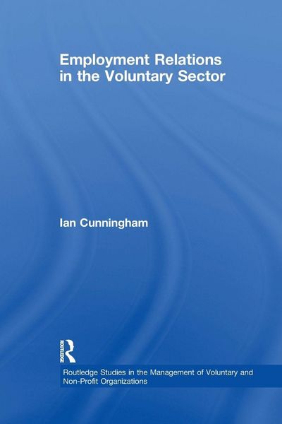 Produktbild: Employment Relations in the Voluntary Sector