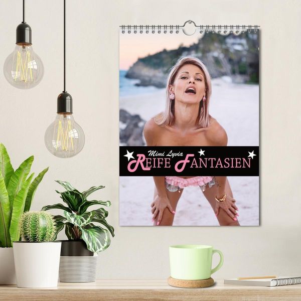 Produktbild: Reife Fantasien (Wandkalender 2027 DIN A4 hoch), CALVENDO Monatskalender