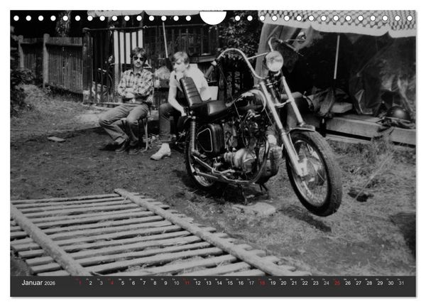 Produktbild: east Rider - Biker und Bikes aus der DDR (Wandkalender 2026 DIN A4 quer), CALVENDO Monatskalender