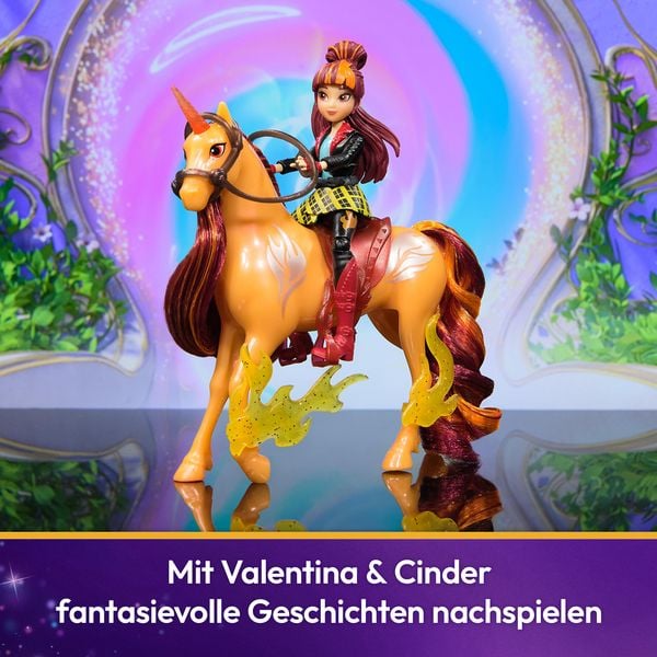 Produktbild: Unicorn Academy - Valentina & Einhorn Cinder Set, 12 cm Figuren zur Netflix Serie mit Sattel, M&auml;hnen- und Schweifb&uuml;rste & Zubeh&ouml;r, ab 4 J.