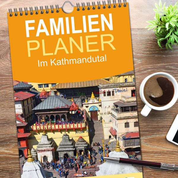 Produktbild: Familienplaner 2026 - Im Kathmandutal mit 5 Spalten (Wandkalender, 21 x 45 cm) CALVENDO