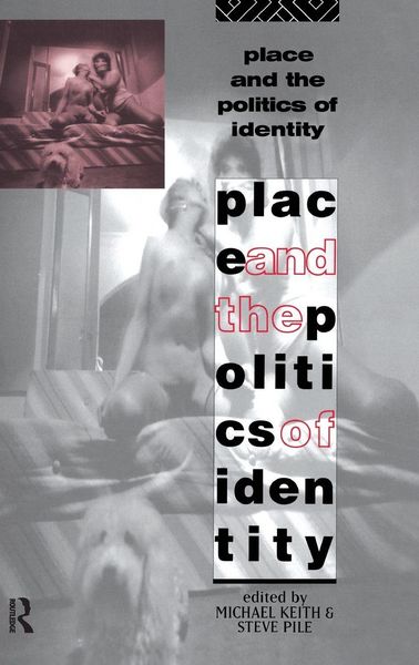 Produktbild: Place and the Politics of Identity