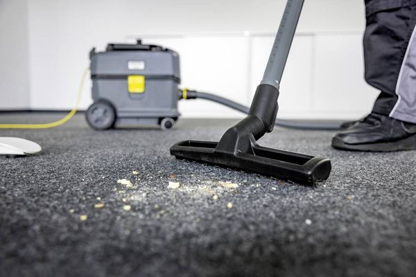 Produktbild: K&auml;rcher Professional T 10/1 Adv 1.527-308.0 Trockensauger 585W 10l