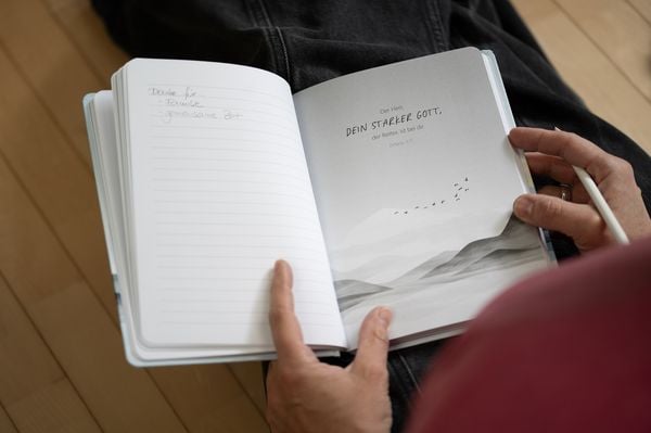 Produktbild: F&uuml;r Gott sind alle Dinge m&ouml;glich &ndash; Notizbuch
