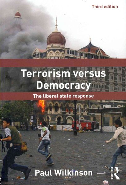 Produktbild: Terrorism Versus Democracy