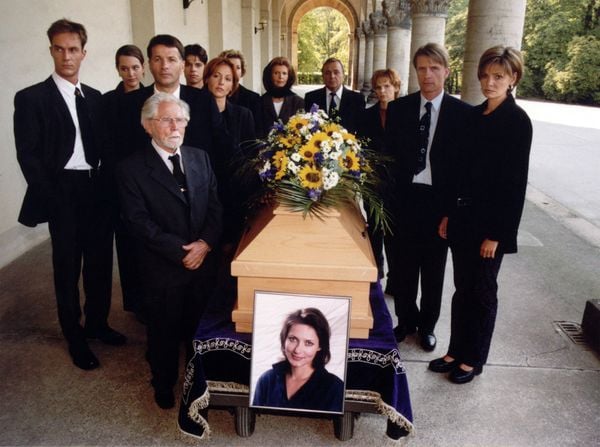 Produktbild: In aller Freundschaft - Die jungen Ärzte - Staffel 2.2/Folgen 64-84 [7 DVDs]