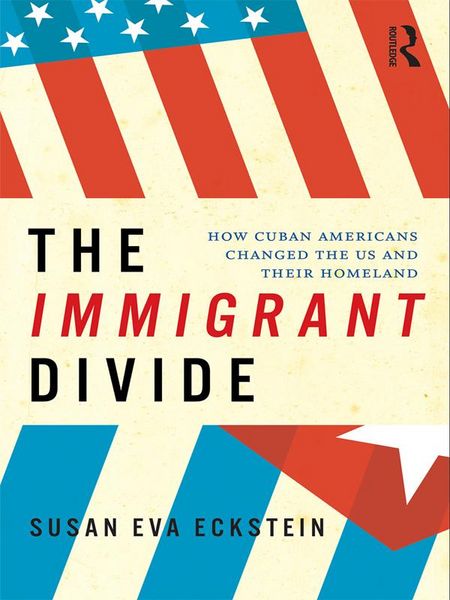 Produktbild: The Immigrant Divide