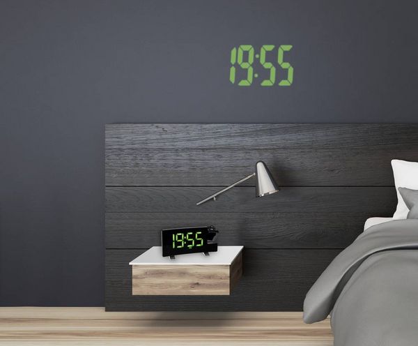 Produktbild: TFA Dostmann 60.5015.04 Quarz Wecker Schwarz Gro&szlig;es Display, USB Anschluss