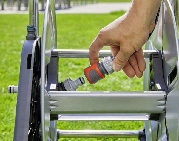Produktbild: GARDENA 18550-20 CleverRoll L Easy Metall Schlauchwagen 1 St. Silber