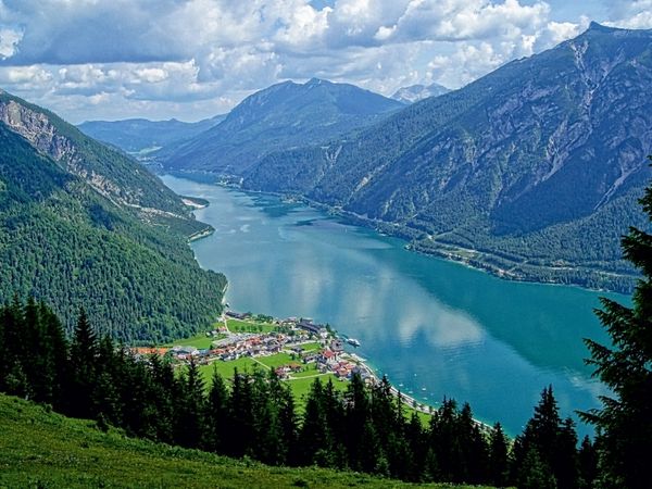Produktbild: CALVENDO Puzzle Pertisau am Achensee | 1000 Teile Lege-Gr&ouml;&szlig;e 64x48cm Foto-Puzzle f&uuml;r gl&uuml;ckliche Stunden