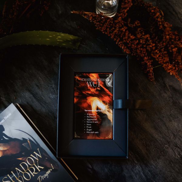 Produktbild: Shadow Work - Ride your Dragon! Dein Starterkit mit Buch und 33 Karten