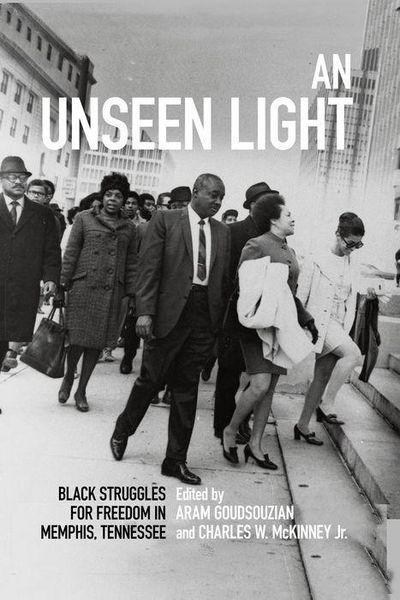 Produktbild: An Unseen Light