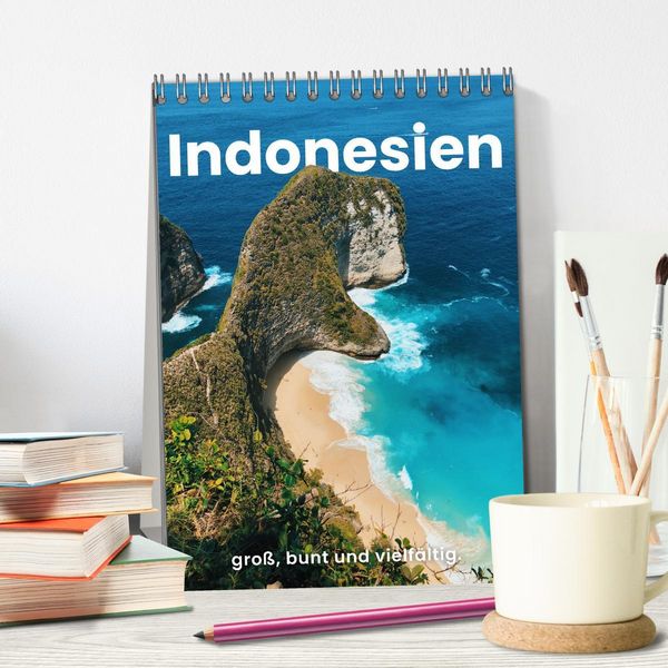 Produktbild: Indonesien - gro&szlig;, bunt und vielf&auml;ltig. (Tischkalender 2026 DIN A5 hoch), CALVENDO Monatskalender