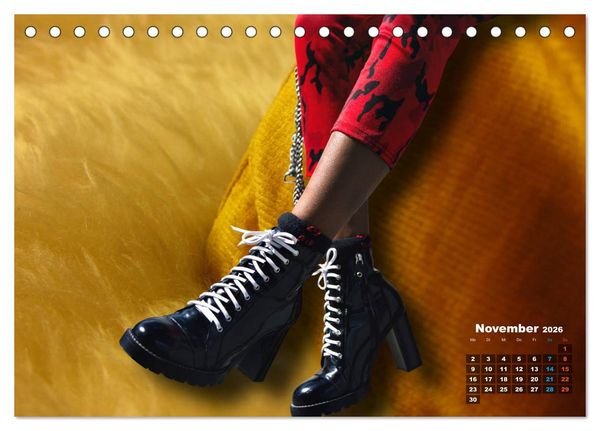 Produktbild: High Heels - Hohe Abs&auml;tze machen lange Beine (Tischkalender 2026 DIN A5 quer), CALVENDO Monatskalender