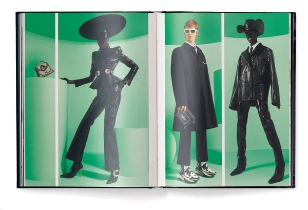 Produktbild: The Black Book